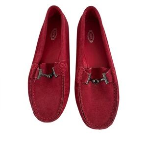 TODS 39 driving moccasins red suede leather flats loafers luxury designer buckle